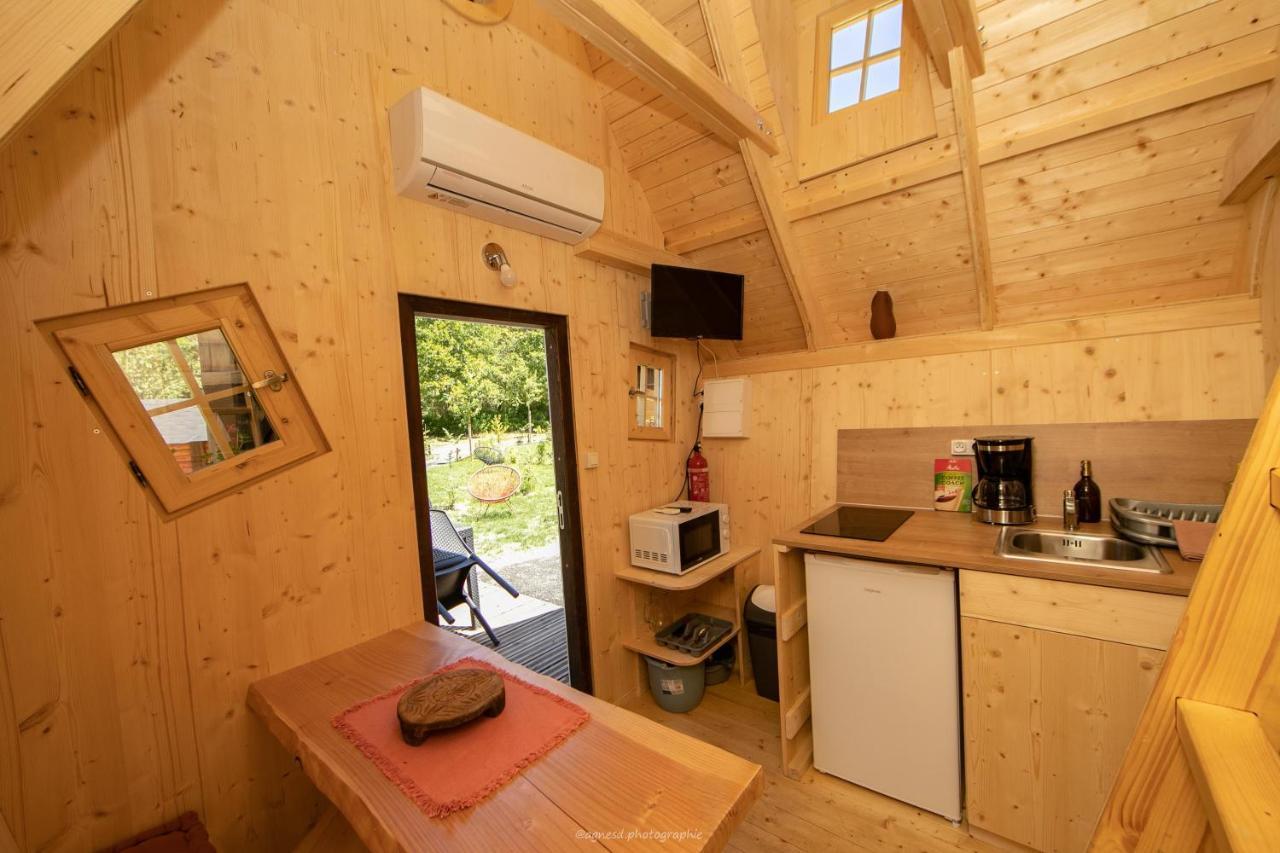 Camping La Ferme De Castellane Ngoại thất bức ảnh