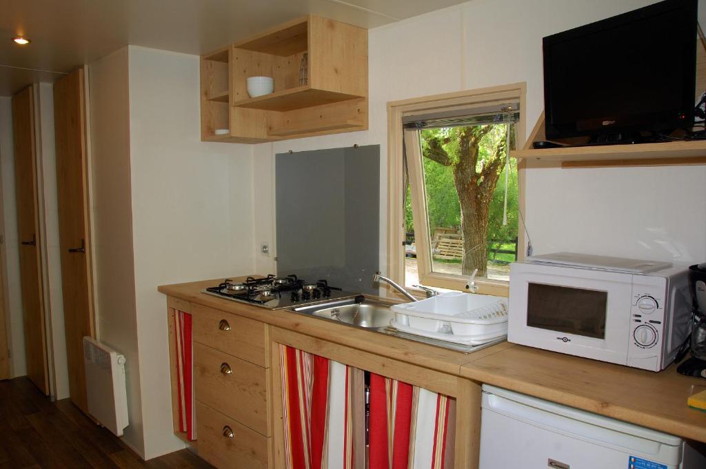 Camping La Ferme De Castellane Phòng bức ảnh