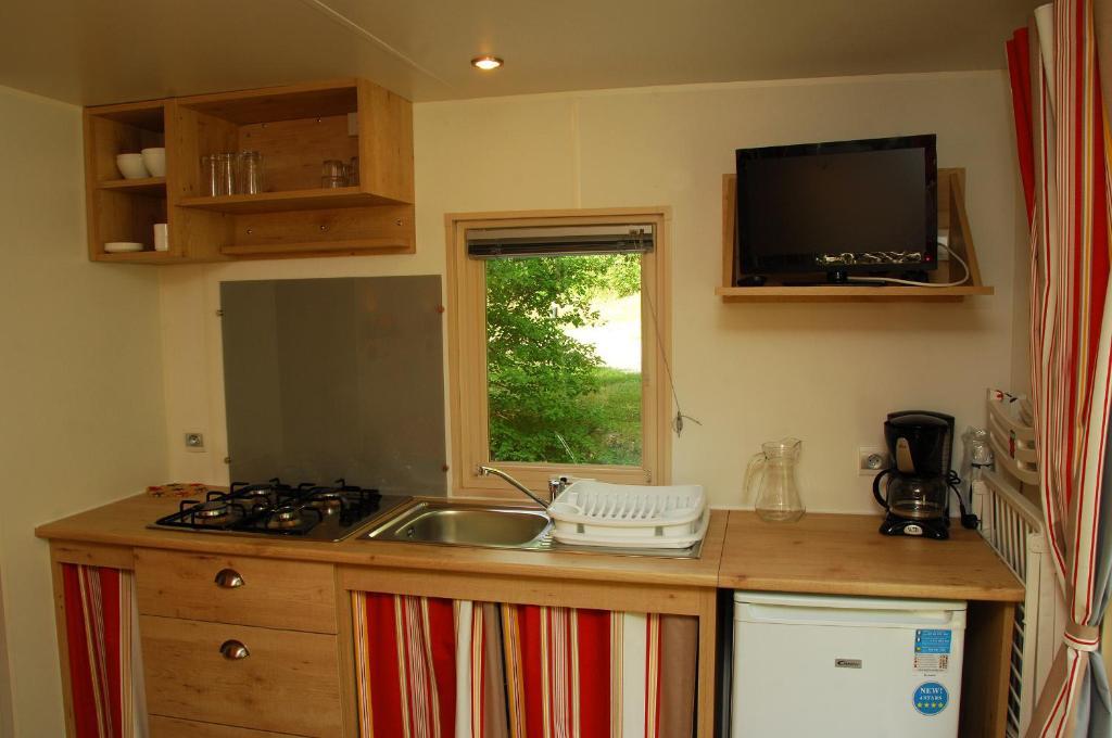 Camping La Ferme De Castellane Phòng bức ảnh